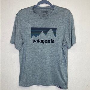 Patagonia Capilene Base Layer Gray Short Sleeve Tee with Logo Men's Medium